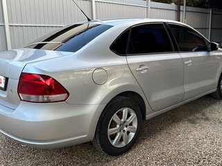 2012 Volkswagen Polo V, серебристый, 900000 рублей, вид 3
