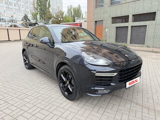 2017 Porsche Cayenne II Рестайлинг (958), синий, 3800000 рублей, вид 2