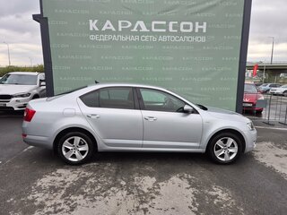 2017 Skoda Octavia III (A7), серый, 1650000 рублей, вид 4