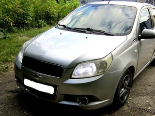 2010 Chevrolet Aveo I Рестайлинг, серебристый, 285000 рублей, вид 3
