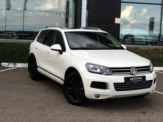 2011 Volkswagen Touareg II, белый, 1650000 рублей, вид 3