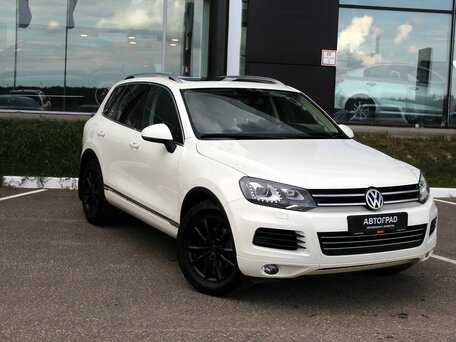 2011 Volkswagen Touareg II, белый, 1590000 рублей, вид 3