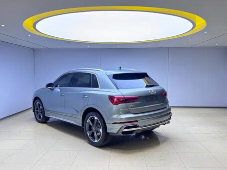 2023 Audi Q3 35 TFSI II (F3), серебристый, 3000000 рублей, вид 5