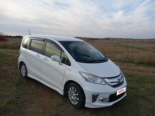 2012 Honda Freed I Рестайлинг, белый, 1200000 рублей, вид 2
