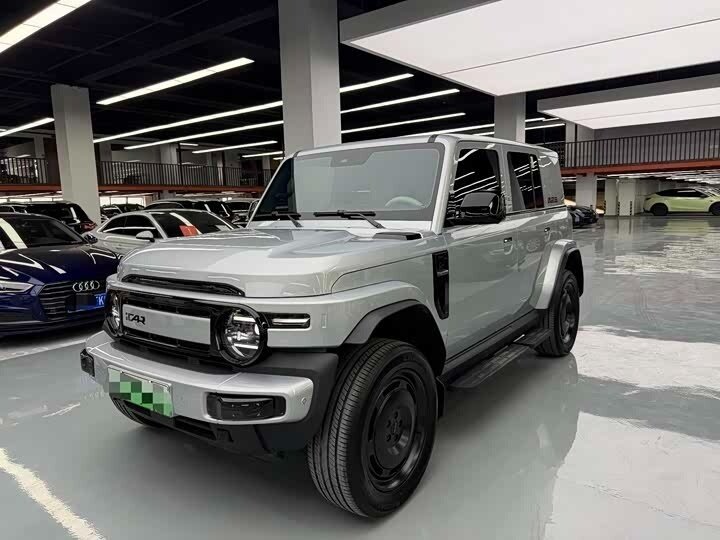 Открыть фотографии: iCar V23