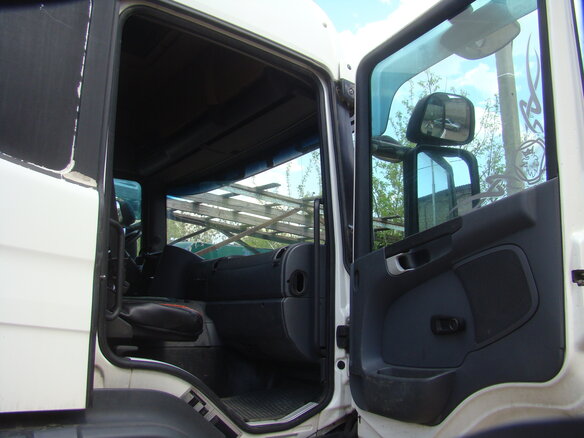 2010 Scania P-series, белый, 2100000 рублей - вид 19