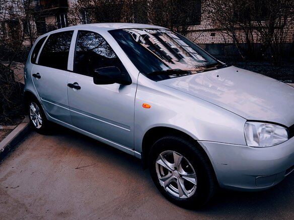 2008 Lada (ВАЗ) Kalina I, серебристый, 300000 рублей - вид 1