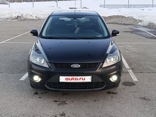 2010 Ford Focus II Рестайлинг, чёрный, 500000 рублей, вид 2