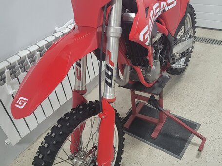 2023 Gas Gas MC, красный, 670000 рублей, вид 1