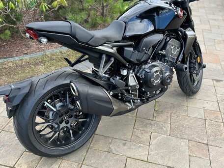 2022 Honda CB 1000R, чёрный, 1650000 рублей, вид 3