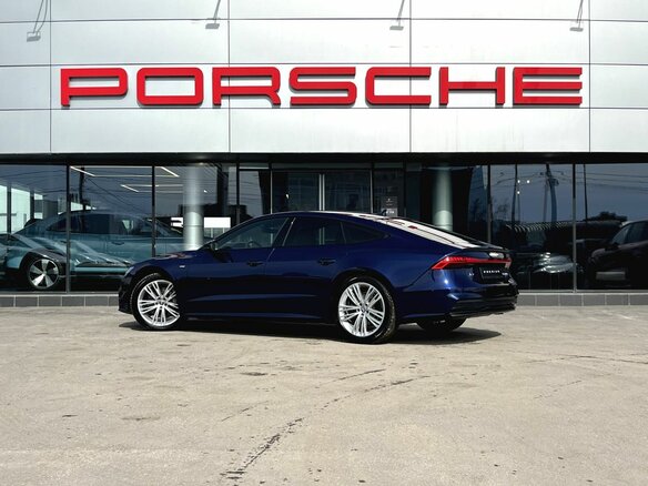 2019 Audi A7 55 TFSI II (4K), синий, 5190000 рублей - вид 2