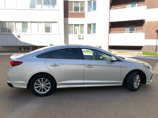 2019 Hyundai Sonata LPi VII (LF) Рестайлинг, серебристый, 1950000 рублей, вид 5
