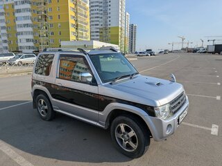 2010 Mitsubishi Pajero Mini II, серебристый, 850000 рублей, вид 2
