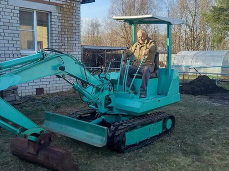 1990 Komatsu PC10, 950000 рублей, вид 1