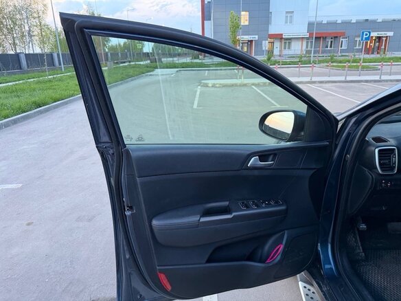 2021 Kia Sportage IV Рестайлинг, синий, 2490000 рублей - вид 15
