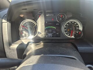 2013 Ram 1500 Quad Cab IV (DS/DJ), чёрный, 3000000 рублей, вид 5