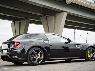 2011 Ferrari FF, чёрный, 12000000 рублей, вид 3