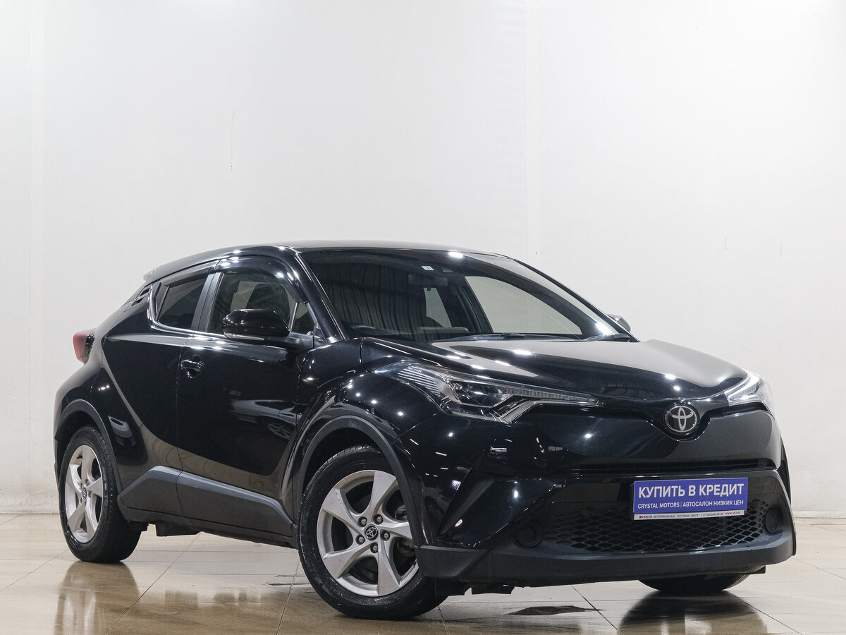 Открыть фотографии: Toyota C-HR I