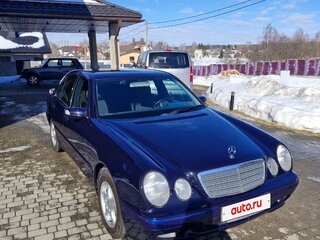 2000 Mercedes-Benz E-Класс 220 II (W210, S210) Рестайлинг, синий, 1050000 рублей, вид 4