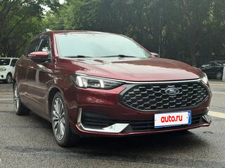 2021 Ford Escort VI Рестайлинг 2, красный, 890222 рублей, вид 4