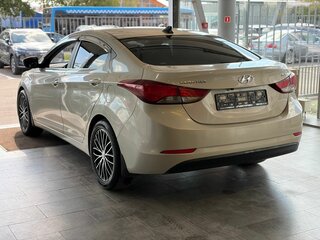 2015 Hyundai Elantra V (MD) Рестайлинг, серый, 930000 рублей, вид 5