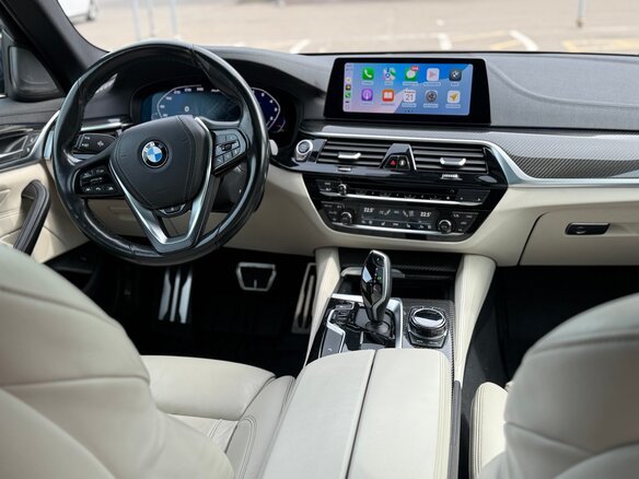 2019 BMW 5 серии 540i xDrive VII (G30/G31/G38), синий, 4520000 рублей - вид 8