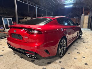 2019 Kia Stinger I, красный, 3350000 рублей, вид 5