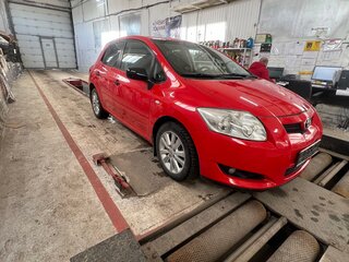 2007 Toyota Auris I, красный, 670000 рублей, вид 4