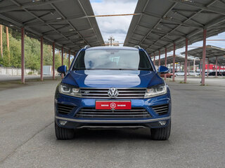 2016 Volkswagen Touareg II Рестайлинг, синий, 2730000 рублей, вид 3