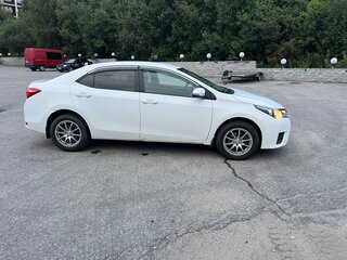 2014 Toyota Corolla XI (E160, E170, E180), белый, 1145000 рублей, вид 4