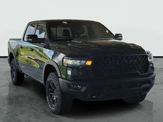 2026 Ram 1500 Crew Cab V Рестайлинг, зелёный, 10348344 рублей, вид 1