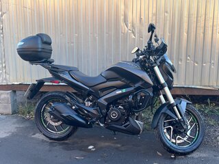 2023 Bajaj Dominar 400, чёрный, 330000 рублей, вид 1