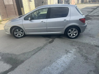 2006 Peugeot 307 I Рестайлинг, серебристый, 700000 рублей, вид 5