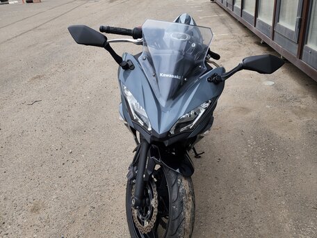 2018 Kawasaki Ninja 650, серый, 650000 рублей, вид 4