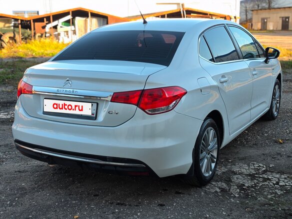2013 Citroen C4 II, белый, 580000 рублей - вид 3