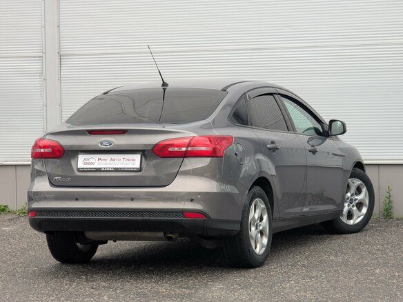 2016 Ford Focus III Рестайлинг, коричневый - вид 1