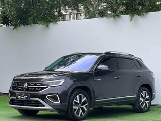 2023 Volkswagen Tayron I Рестайлинг, чёрный, 2200000 рублей, вид 1
