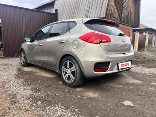 2017 Kia Ceed II Рестайлинг, серебристый, 1150000 рублей, вид 5