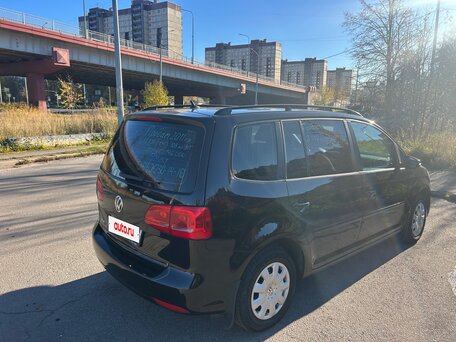 2011 Volkswagen Touran I Рестайлинг 2, чёрный, 860000 рублей, вид 3
