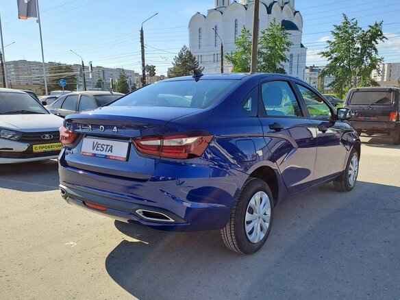 2026 Lada (ВАЗ) Vesta I Рестайлинг (NG), синий, 1631900 рублей - вид 5
