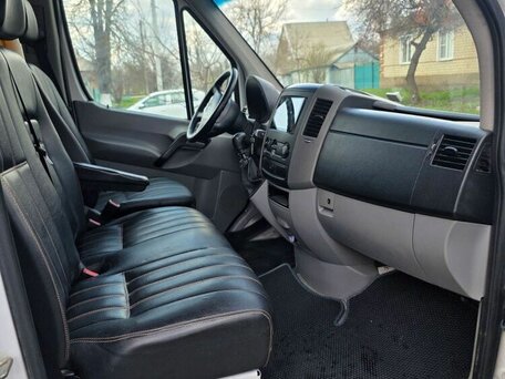 2011 Mercedes-Benz Sprinter, белый, 2990000 рублей, вид 4
