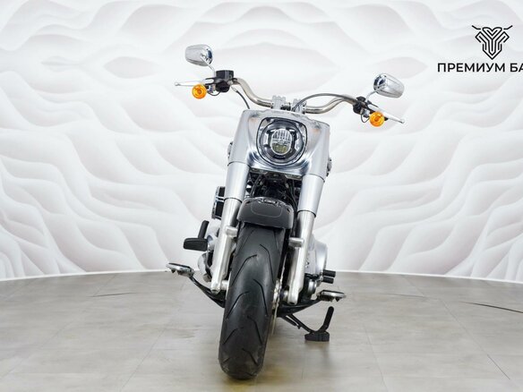 2018 Harley-Davidson Fat Boy, чёрный, 1699000 рублей - вид 3