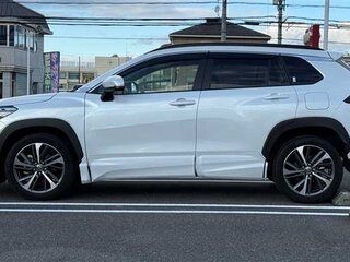 2023 Toyota Corolla Cross I, белый, 2250000 рублей, вид 5