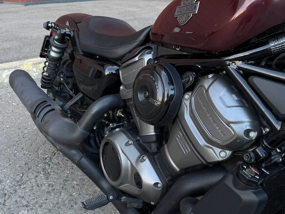 2023 Harley-Davidson Nightster, красный, 740000 рублей - вид 3