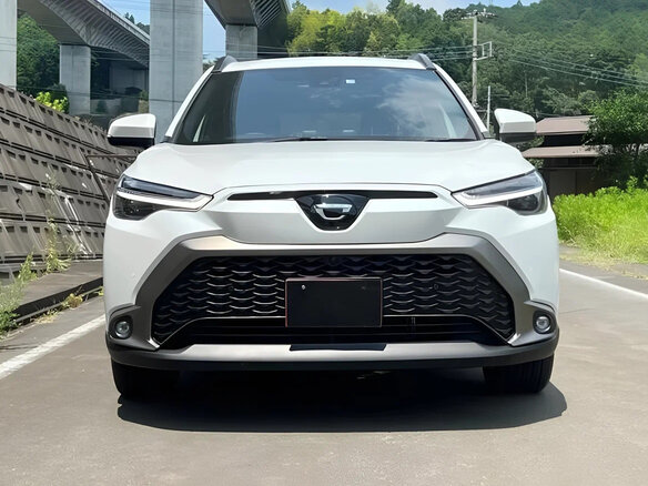 2023 Toyota Corolla Cross I, белый, 1870000 рублей - вид 5