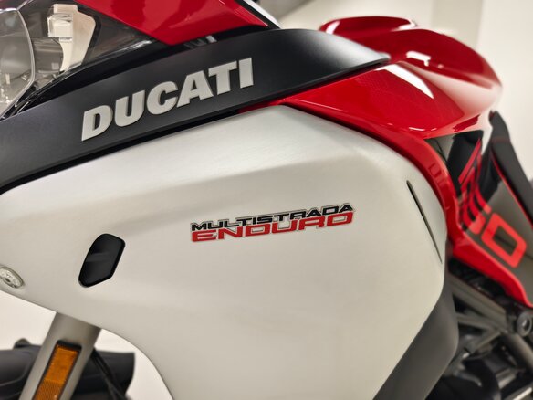 2019 Ducati Multistrada 1260, красный - вид 5