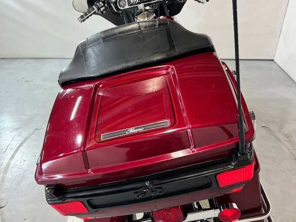 2006 Harley-Davidson Electra Glide, пурпурный, 530000 рублей - вид 3