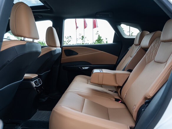 2026 Lexus RX 300 V, белый, 8795000 рублей - вид 16