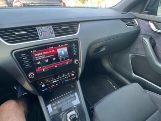 2019 Skoda Octavia RS III Рестайлинг, красный, 4000000 рублей, вид 5