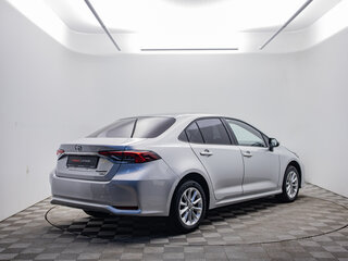 2022 Toyota Corolla XII (E210), серебристый, 1809000 рублей, вид 5